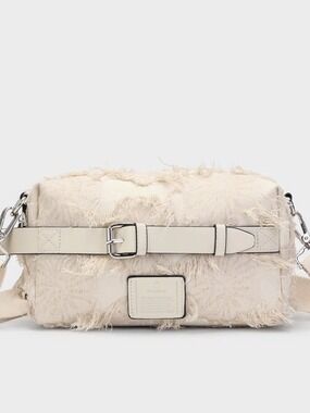 TOTE & CARRY MUMMY TOILETRY BAG CREAM